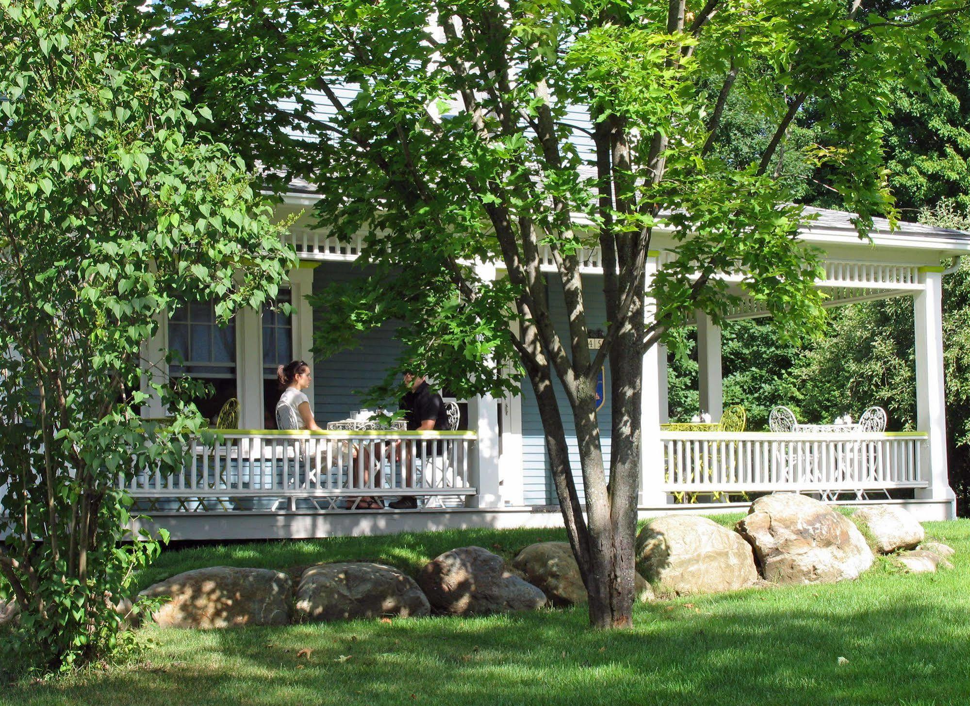 La Belle Victorienne Otel Magog Dış mekan fotoğraf