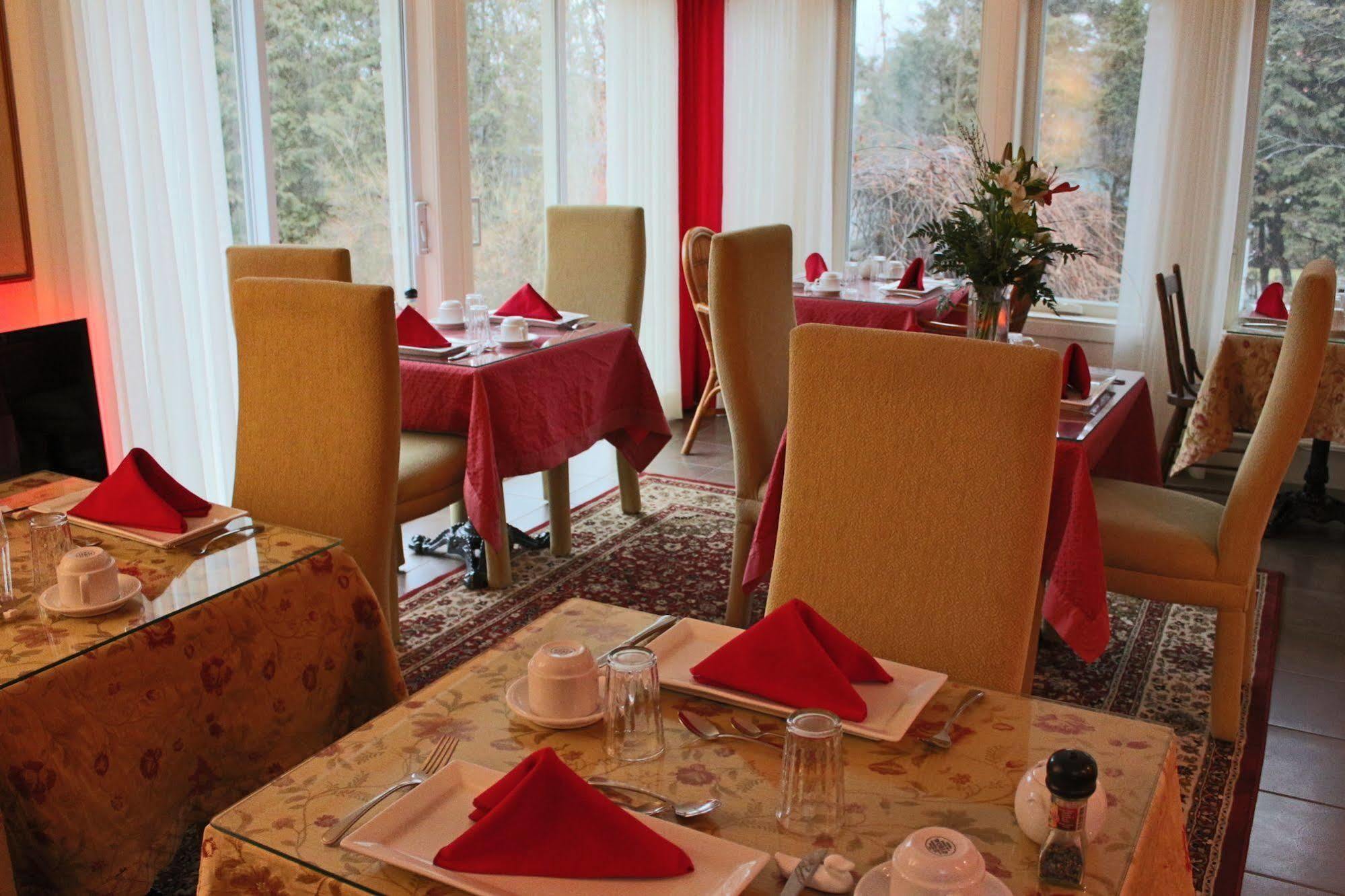 La Belle Victorienne Otel Magog Dış mekan fotoğraf