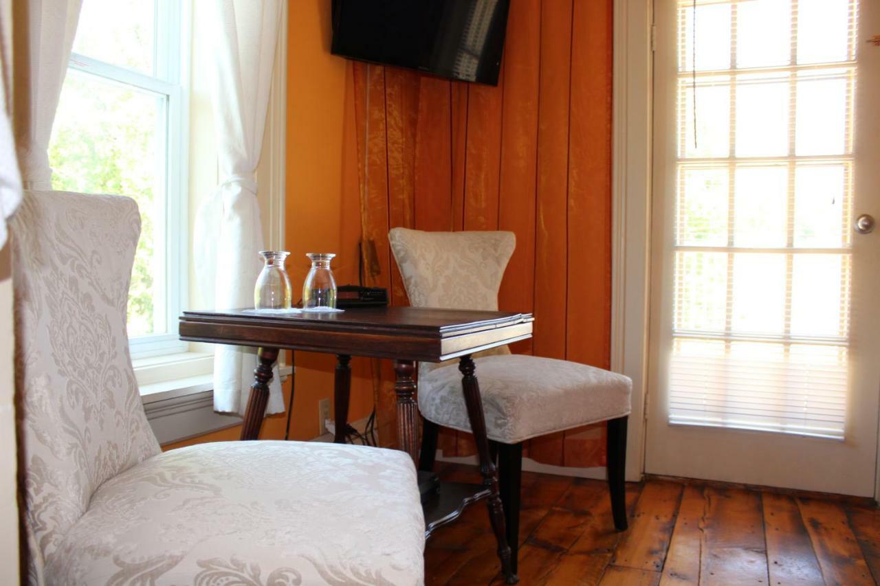 La Belle Victorienne Otel Magog Dış mekan fotoğraf